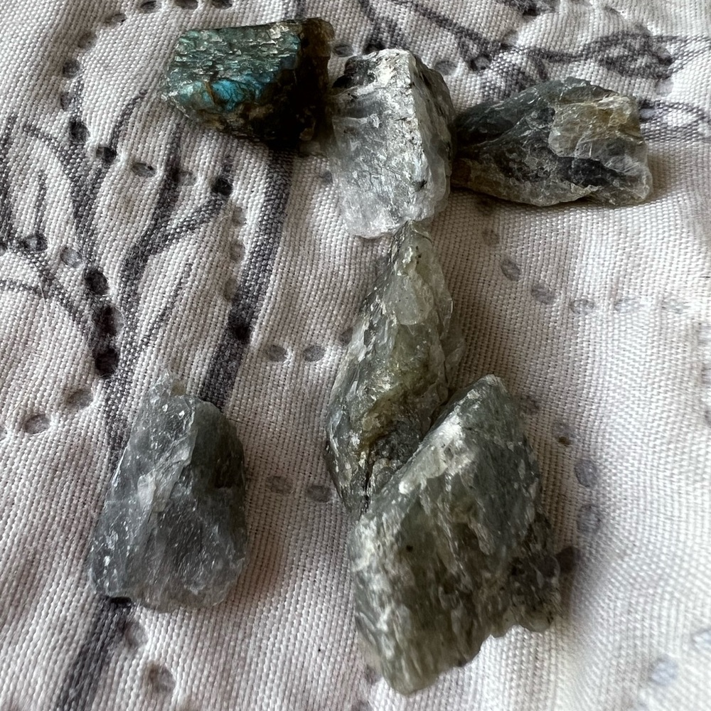 Labradorite - Picture 4 of 5